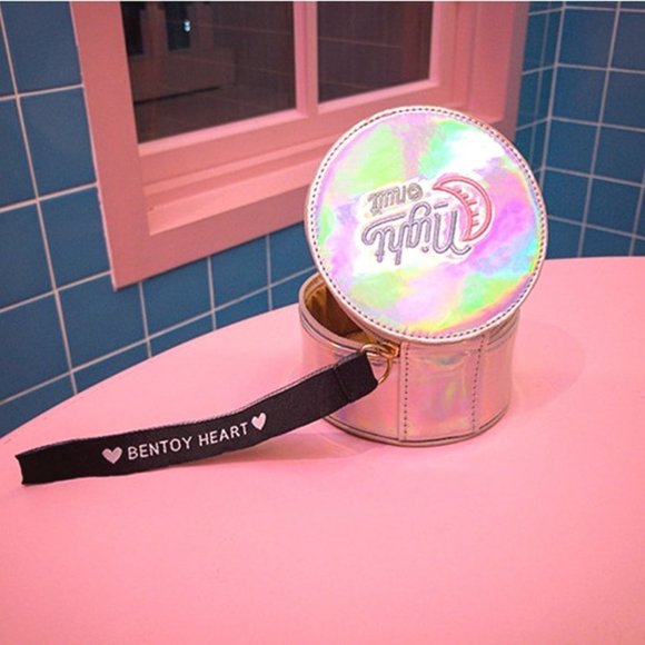 Women's Round Wristlet Bentoy Night Moon Silver - Picture 3 of 6